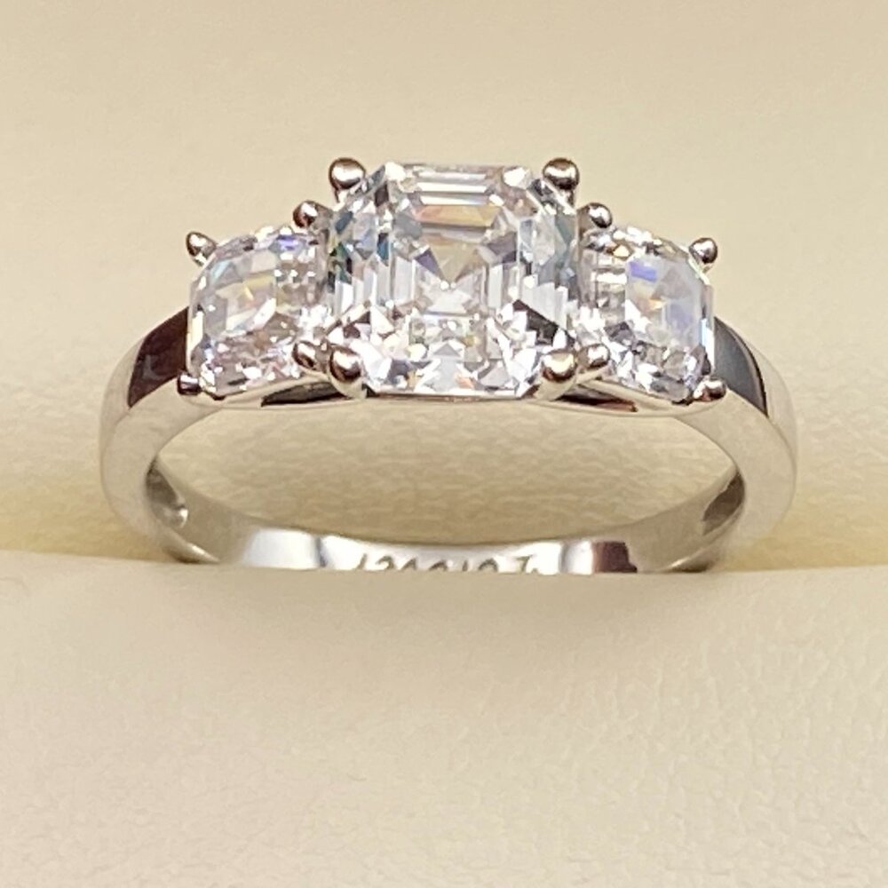 SW 14K White Gold Ring Sz. 6 - 3 x Cubic Zirconia Asscher Cut - 2.86 gm, 2.71 ct